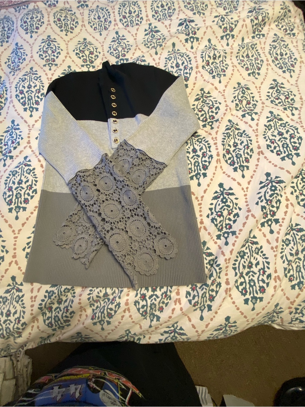 Colorblock Gray and Black Lace-Trim Women's Sweater Top